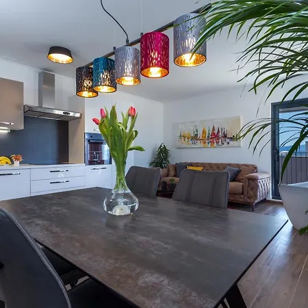 Pleasure דירה בול